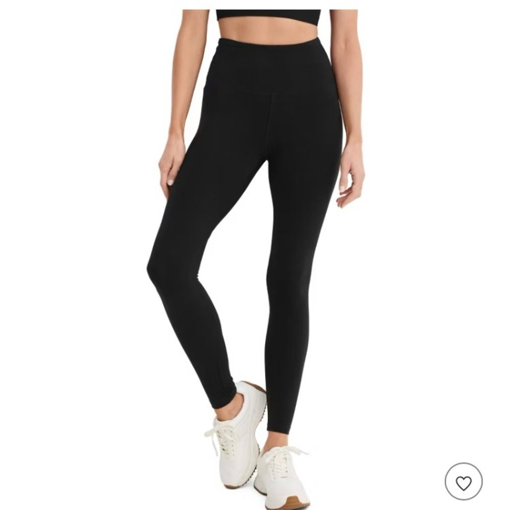 Jockey Women's Classic Black Leggings or Yoga Pants 
SIZE S
Color Black 
WOMENS